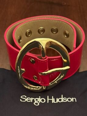 Sergio Hudson Hot Pink Patent Leather Belt with Gold Buckle